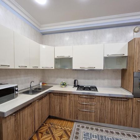 Bulvar Apart Baku Bagian luar foto