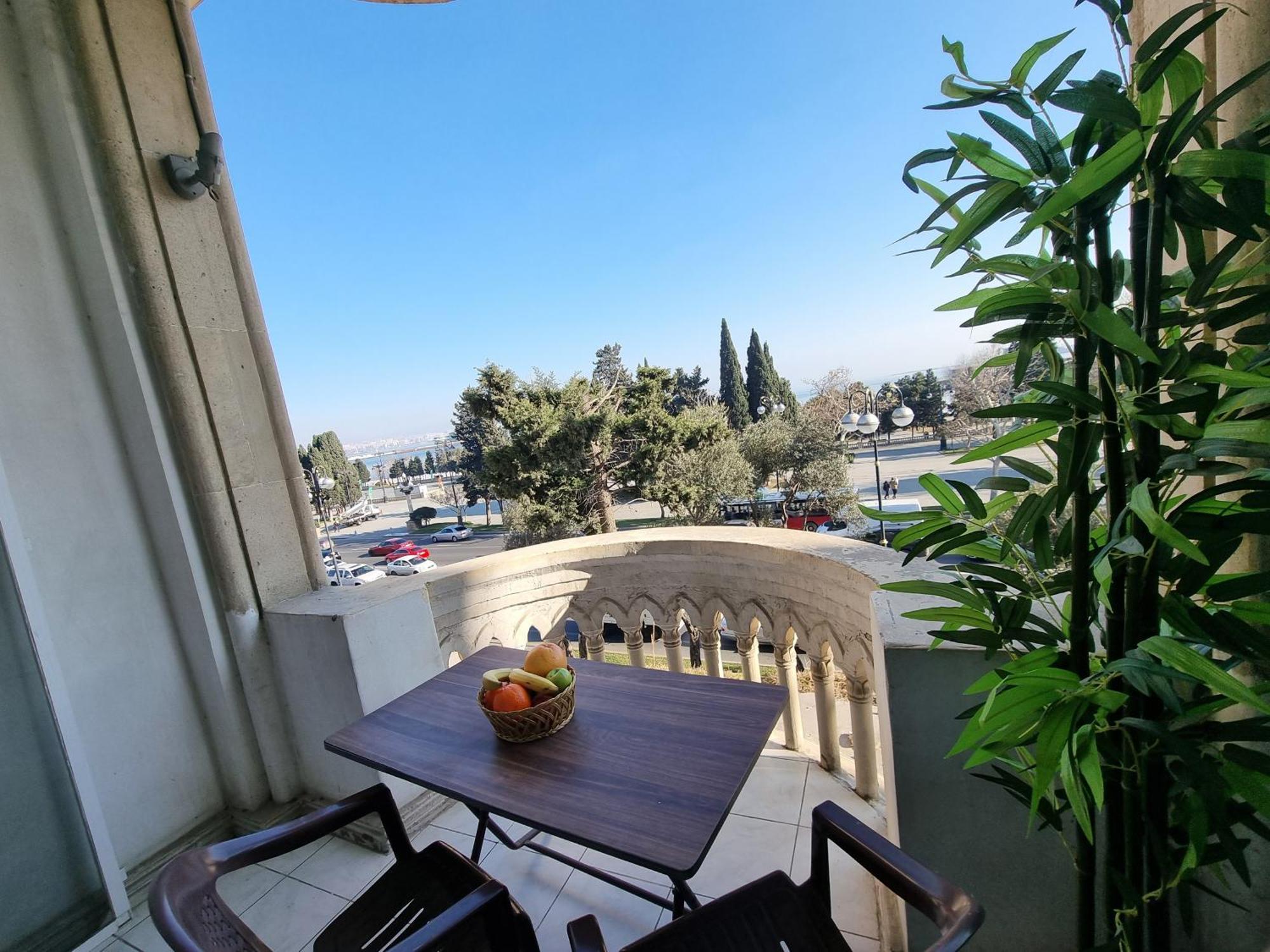 Bulvar Apart Baku Bagian luar foto